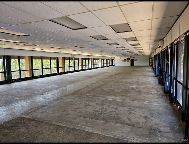 588M² OFFICE TO LET IN ALRODE